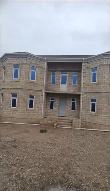 Həyət evləri və villaların satışı: 8 otaq, 14 kv. m, Orta təmir — 4