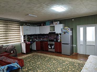 Продажа коттеджей и домов: Продаётся 4-комнатный жилой дом со всеми удобствами. Дом в хорошем — 12