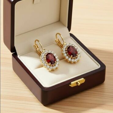 Minđuše: Minđuše – elegantne alke sa cirkonima - Dizajn: više modela finih — 46