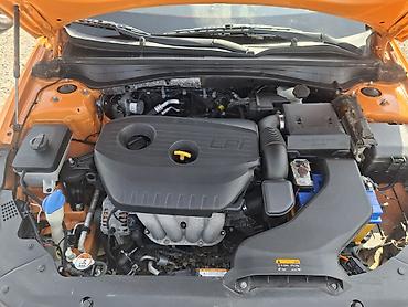 рул: Kia Optima: 2019 г., 2 л, Автомат, Газ, Седан — 6