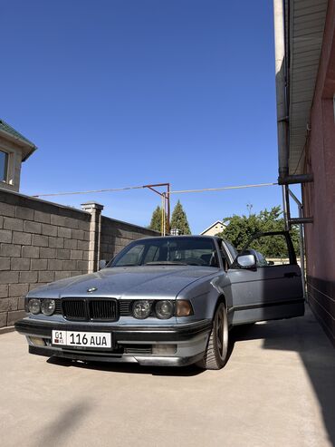 BMW: BMW 7 series: 1993 г., 3 л, Механика, Бензин, Седан