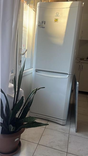 Soyuducular: Indesit iki qapılı soyuducu - Aşağıda dondurucu bölmə, yuxarıda — 4