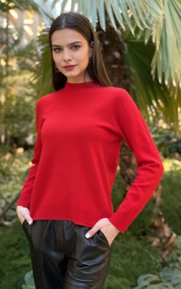свитер на пуговицах: Женский свитер, Высокая горловина, Короткая модель, Шерсть