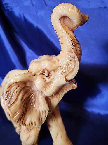 Figure: Figura nova slona iz 70,80ih godina. Figura slona po tradiciji — 11