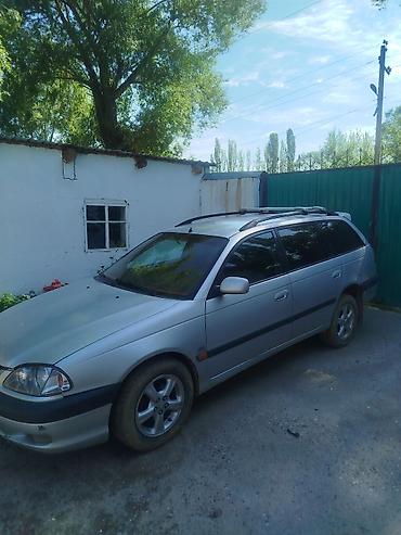 салон марк 2: Toyota Avensis: 2002 г., 2 л, Механика, Дизель, Универсал — 2