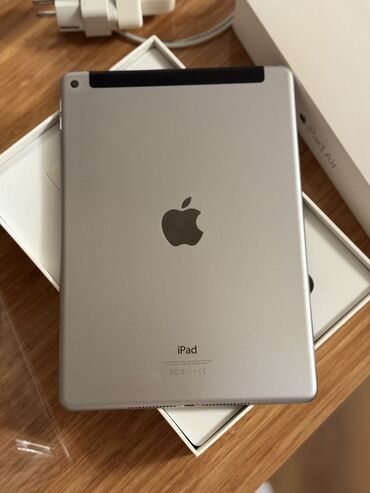 i̇pad mini 5: İşlənmiş Apple iPad Air 2, 9,7", 64 GB, Ünvandan götürmə