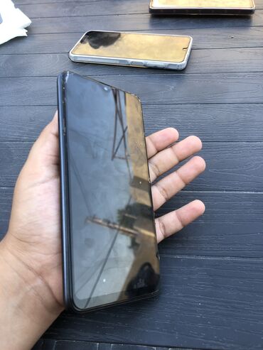 телефон fly q: Samsung Galaxy A10, 32 GB, rəng - Qara