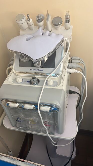 Косметология: Косметология, Биоревитализация, Ботокс, Демодекоз, Гипоаллергенные материалы, Консультация, Сертифицированный косметолог — 3