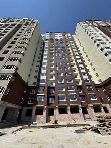 сколько стоит трехкомнатная квартира в бишкеке: 3 комнаты, 96 м², Элитка, 12 этаж, ПСО (под самоотделку)