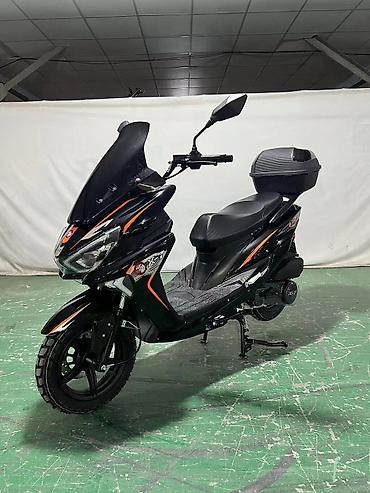 Скутеры: Тип скутера 150 куб. см, Бензин, Б/у — 6