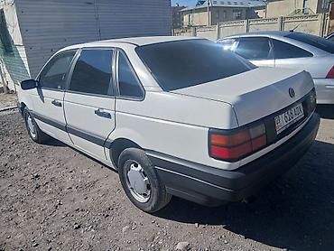 hongqi e: Volkswagen Passat: 1989 г., 1.8 л, Механика, Бензин, Седан — 3