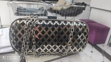 Aksesuarlar: Gümüşü-qara naxışlı qadın axşam çantası (clutch) 50 manata alinib — 3