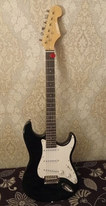 Musiqi alətləri üçün ləvazimatlar: Elektron gitara, Yamaha, 6 sim
