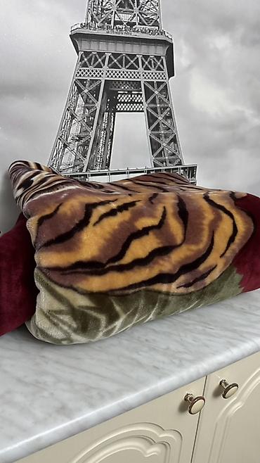Текстиль: Плед, Турция, Б/у, Все сезоны, Плюшевый — 3