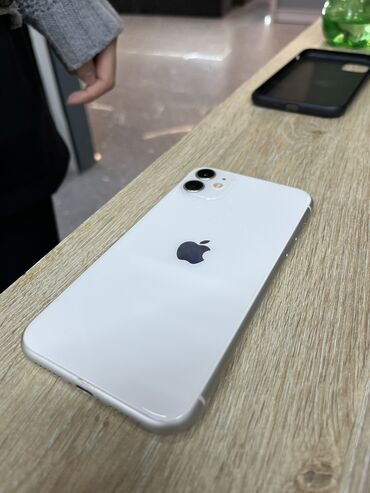 iphone требуется ремонт: IPhone 11, Б/у, 128 ГБ, Белый, 87 %