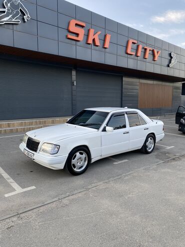 Mercedes-Benz: Mercedes-Benz E-Class: 1993 г., 2 л, Механика, Бензин, Седан — 10