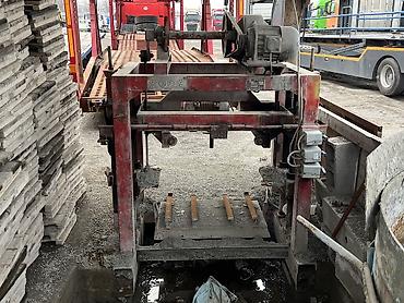 Производство пескоблоков: Продаётся установка для производства пескоблоков (пекаблок) вместе с — 8