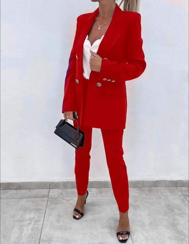 Kompleti: 3500 din — 10