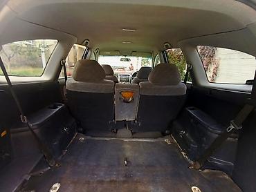 kiya bongo: Honda Stream: 2002 г., 2 л, Автомат, Бензин, Минивэн — 8