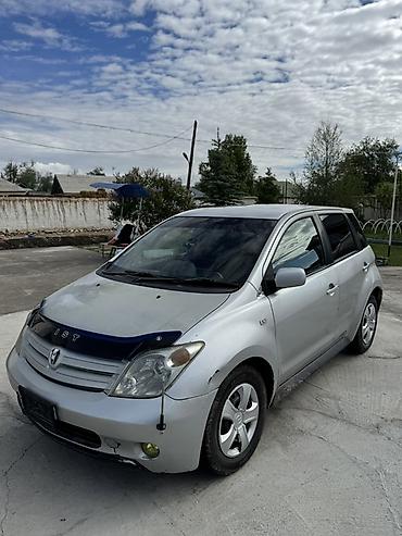домик авто: Toyota Ist: 2003 г., 1.5 л, Автомат, Бензин, Хэтчбэк — 2