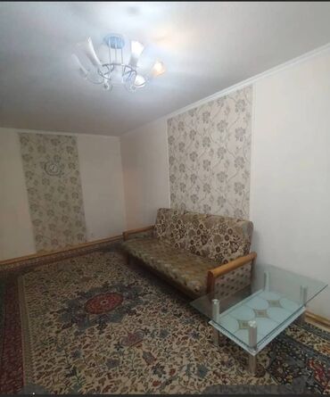 продам 4 квартиру: 2 комнаты, 43 м², 104 серия, 4 этаж, Старый ремонт