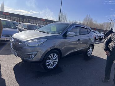 Hyundai: Hyundai Tucson: 2010 г., 2 л, Автомат, Дизель, Кроссовер — 5
