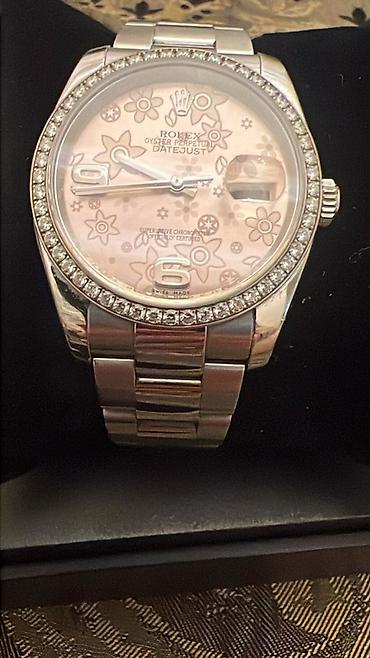saat qız ucun: Rolex Datejust qadın qol saatı. Briliant qashlarla çevrilib. - — 7