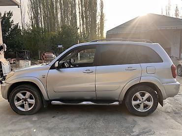 желмаяан кабина: Toyota RAV4: 2005 г., Автомат, Бензин, Кроссовер — 3
