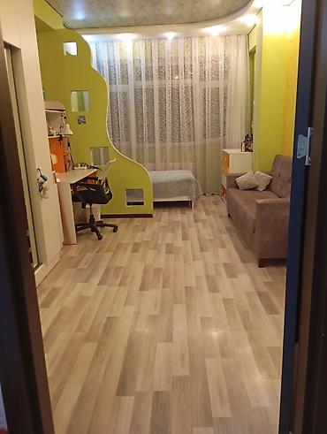 Mənzil kirayələyirəm: ​Продаётся 3-комнатная квартира с мебелью и техникой Квартира площадью — 2