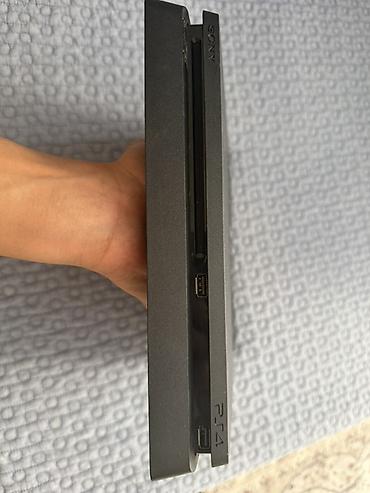 nintendo controller: PlayStation 4 Slim - Компактная версия PS4 с фирменным логотипом на — 2
