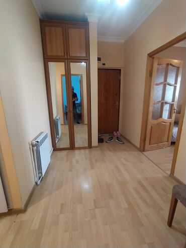 Uzunmüddətli kirayə mənzillər: Zabrat 1 qəsəbəsi Əsas yola piyada 3.4 dəq Məsafə Koroğlu metrosuna — 8