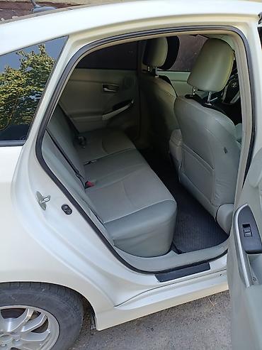 Продажа авто: Toyota Prius: 2013 г., 1.5 л, Вариатор, Гибрид, Седан — 9