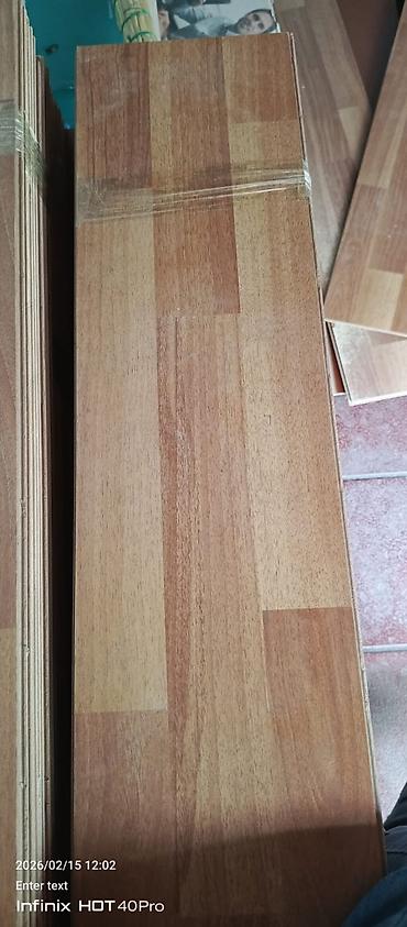Laminat: ‼️ Təcili Satılır. ‼️ Laminat Prablemi yoxdu Fərqli ölçülərdə var 45 — 9