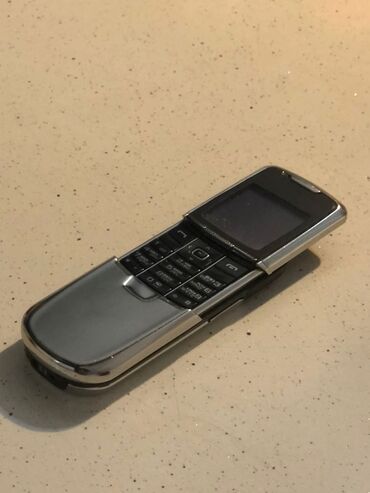 телефон fly mc220 в Азербайджан | FLY: Nokia 8 цвет - Серебристый Б/у | Кнопочный