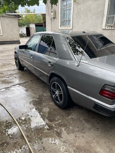 воздушный домкрат для авто: Mercedes-Benz W124: 1991 г., 2.3 л, Механика, Бензин