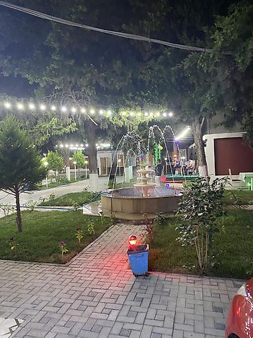 esey satisi: 21 sotun içindədir.ailəvi restarandı.1 70-80 nəfərlik zalı, 20-25 — 1