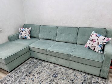 купить душ для дачи: Продаю мягкую мебель в идеальном состоянии. Есть ячейка для хранения