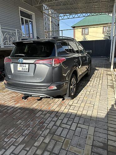 Toyota: Toyota RAV4: 2018 г., 2.5 л, Автомат, Гибрид, Кроссовер — 3