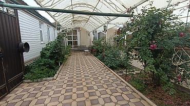 Посуточная аренда домов: Посуточный гостевой дом в городе Каракол. В тихом районе. Двухэтажный — 2