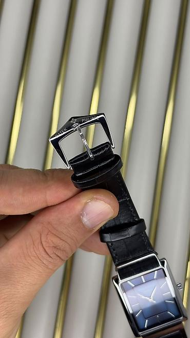 saat baki: Patek Philippe kvadrat formalı qol saatı - Korpus: düzbucaqlı dizayn — 9