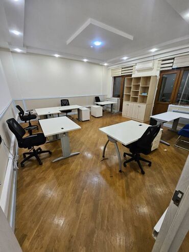 Ofislər: Nizamide Caspian plazanin yaxin yerde Team Plazada 2 Otaqlı 90 — 1