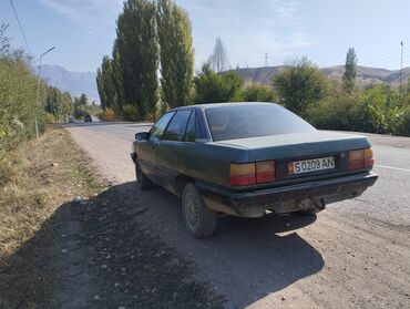 фит седан: Audi 100: 1988 г., 1.8 л, Механика, Бензин, Седан