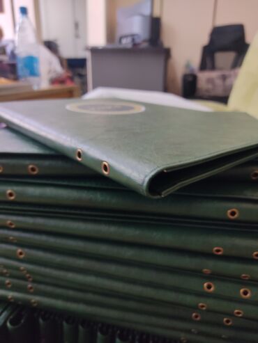 Другое оборудование для кафе, ресторанов: Папки-меню для кафе, ресторанов и баров. Характеристики: - Формат — 5