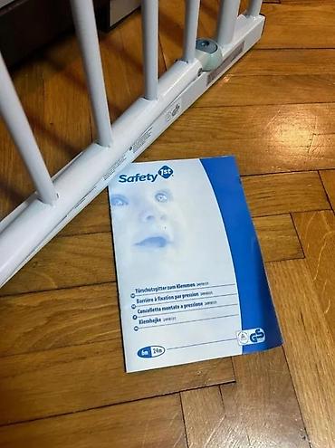 Ostali dečiji nameštaj: Sigurnosna pregrada za decu – metalna, samostojeća - Namenjena — 6