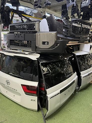 Бампер и комплектующие: Бампер Toyota, Б/у, Оригинал — 3