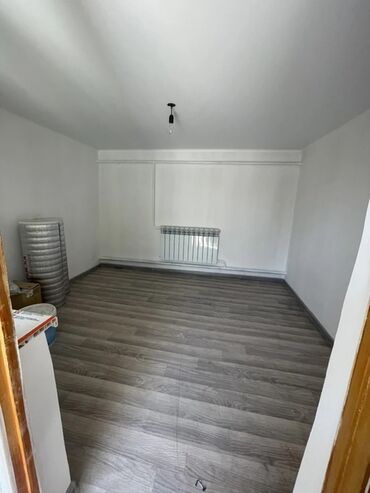 Долгосрочная аренда домов: 20 м², 1 комната, Теплый пол, Бронированные двери, Забор, огорожен
