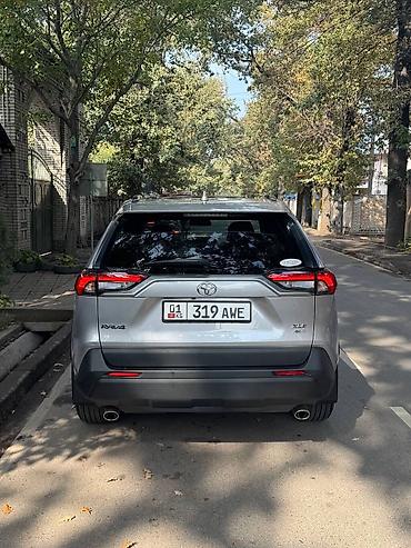 Toyota: Toyota RAV4: 2024 г., 2.5 л, Автомат, Бензин, Кроссовер — 8