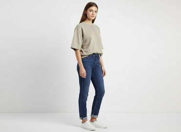 latynka bluza: Zara, Bluza damska
, rozmiar M