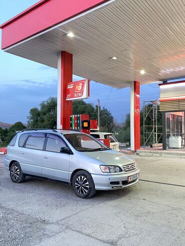 опель вектра б: Toyota Ipsum: 1996 г., 2 л, Автомат, Бензин, Минивэн
