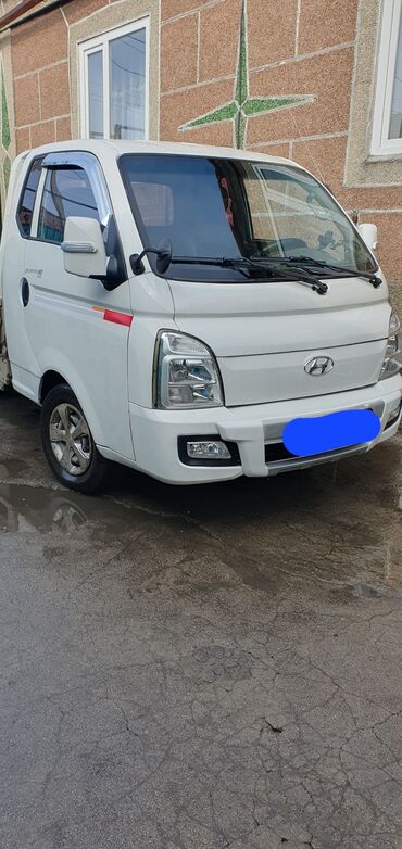 аванта 2: Hyundai Porter: 2017 г., 2.5 л, Автомат, Дизель